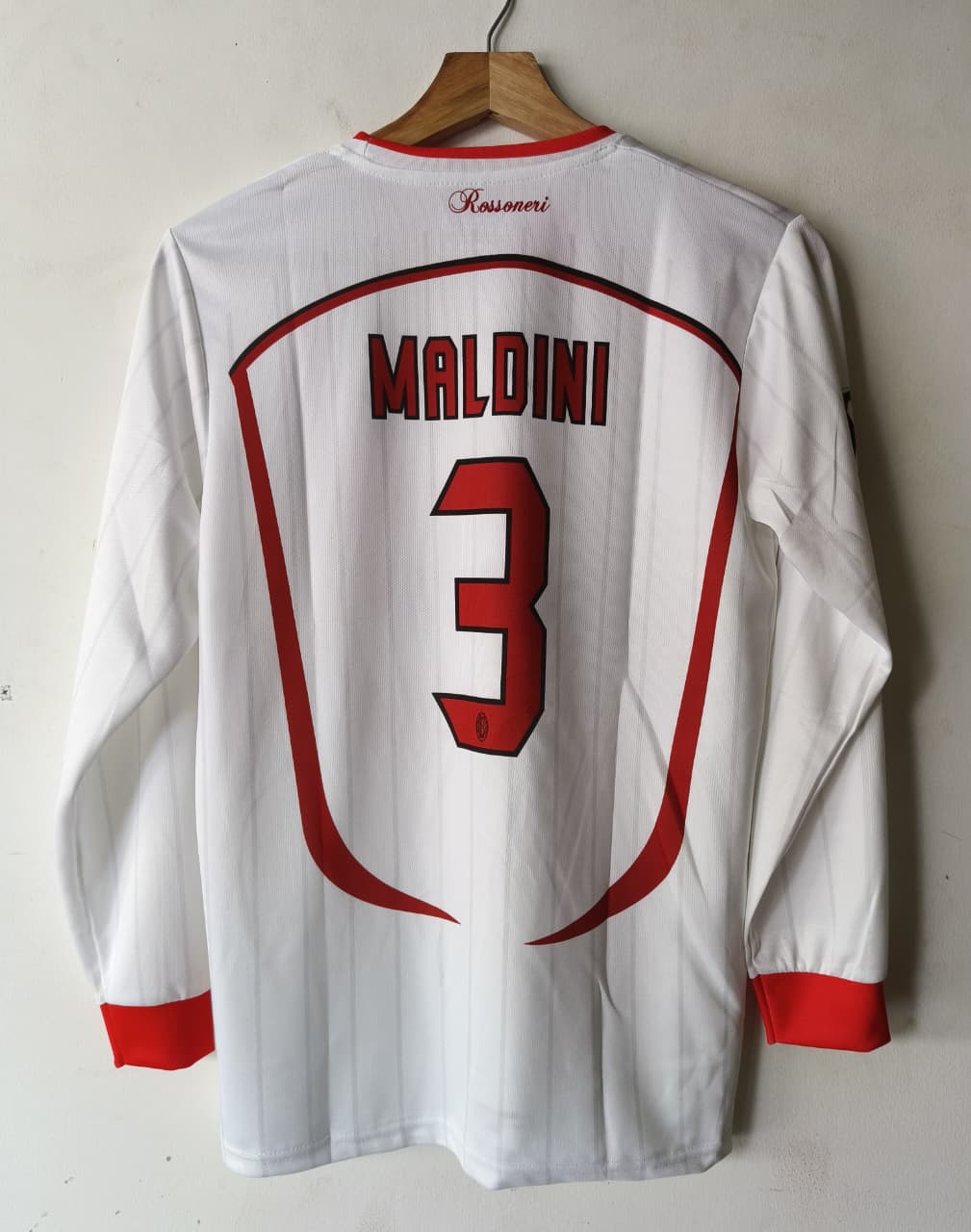 AC Milan 2006-07 away (MALDINI) - View 2